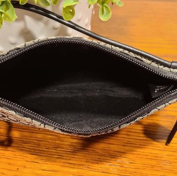 Coach Signature "C" Black Wristlet - Picture 3 of 5